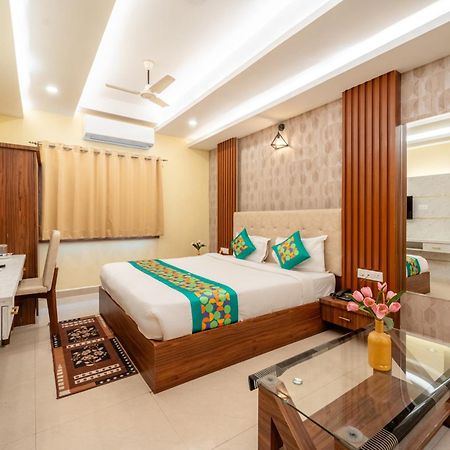 Treebo Premium Zorba Hotell Bhopal Eksteriør bilde
