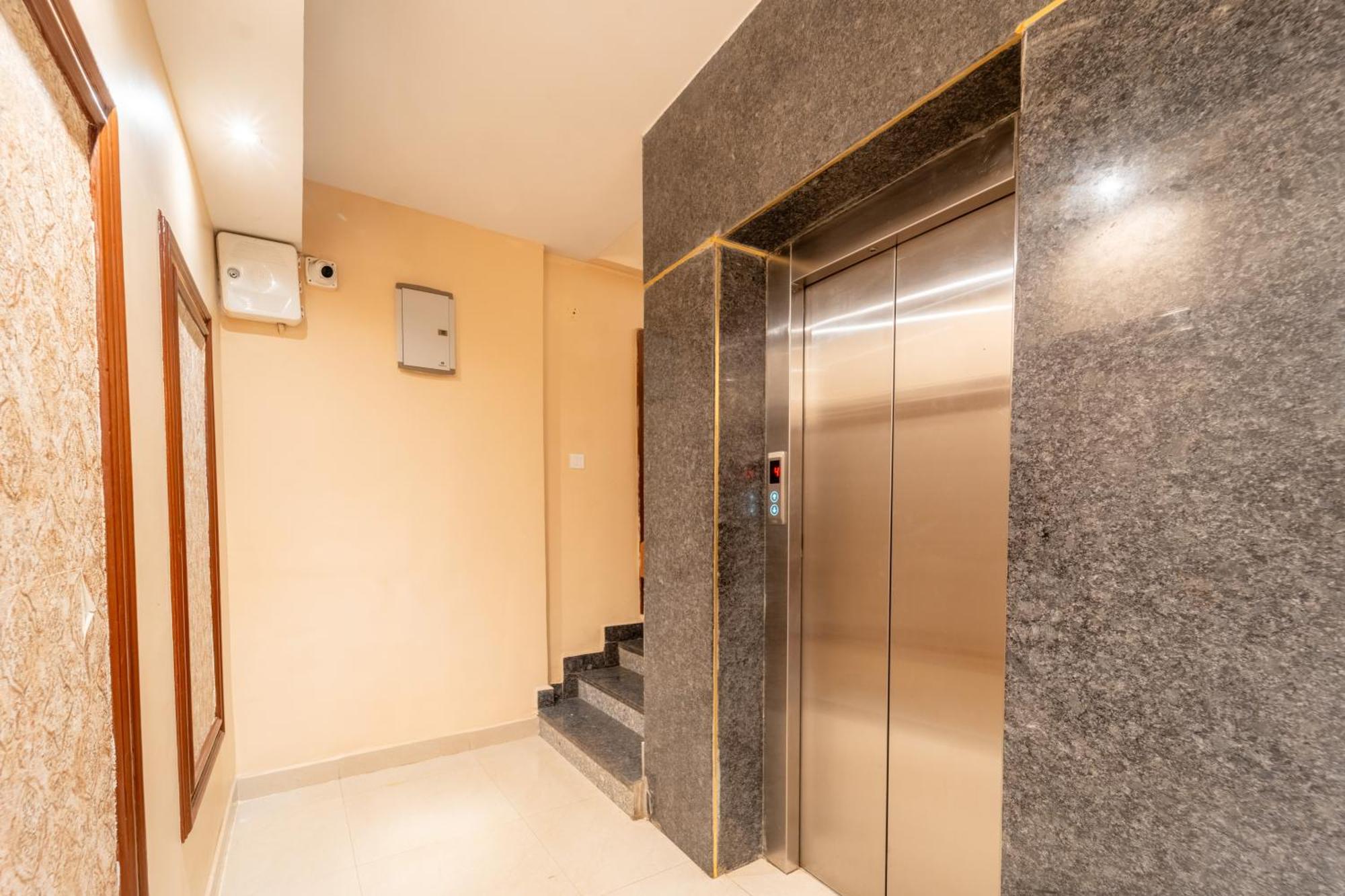 Treebo Premium Zorba Hotell Bhopal Eksteriør bilde