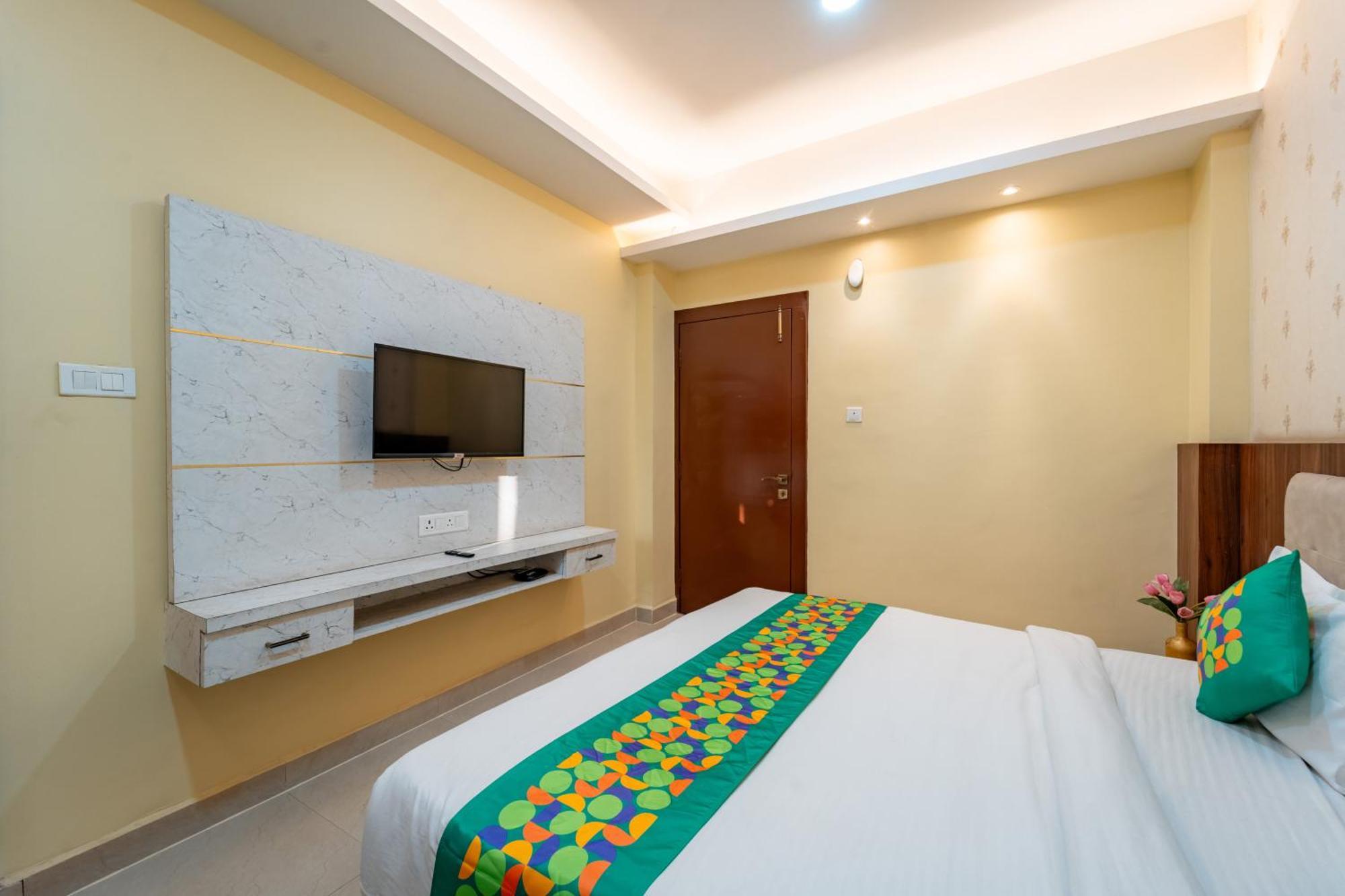 Treebo Premium Zorba Hotell Bhopal Eksteriør bilde